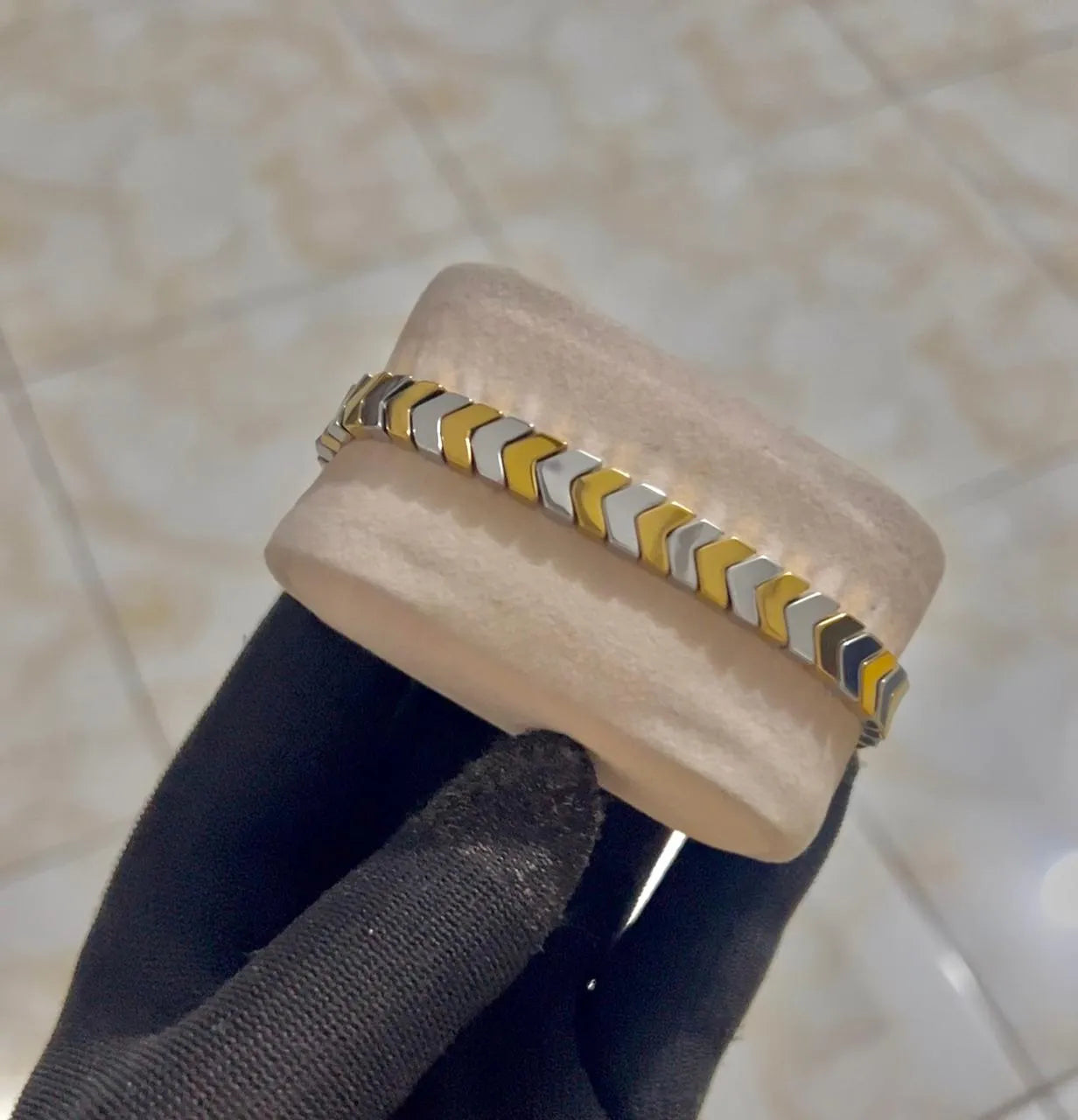 TWIN-SHADED BRACELET